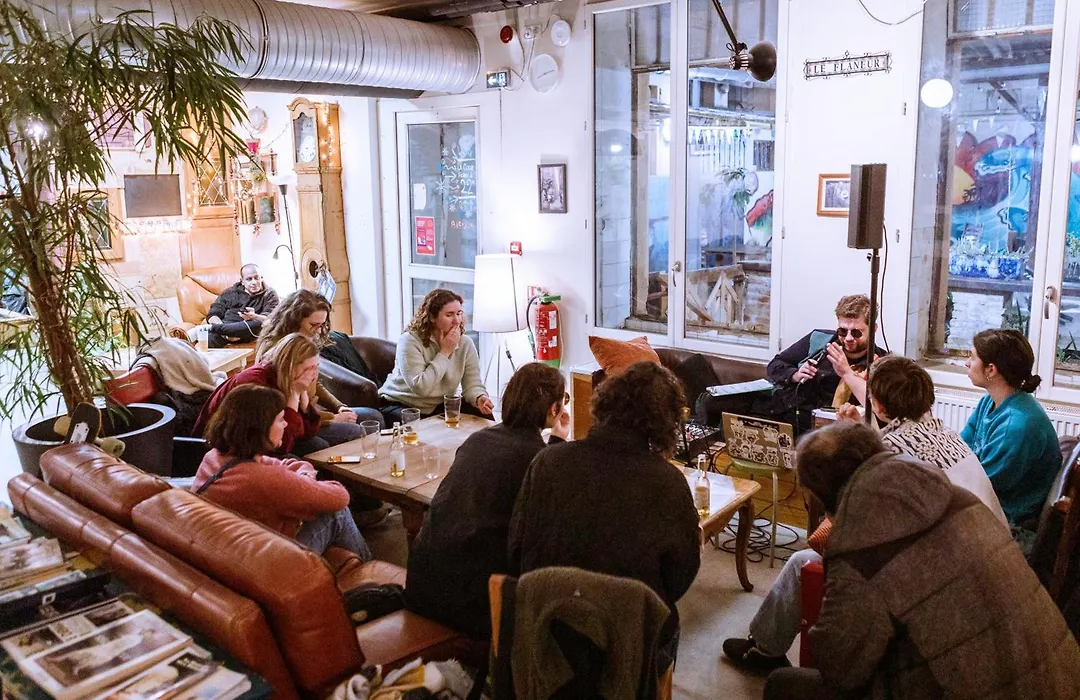 Le Flaneur Guesthouse-1
